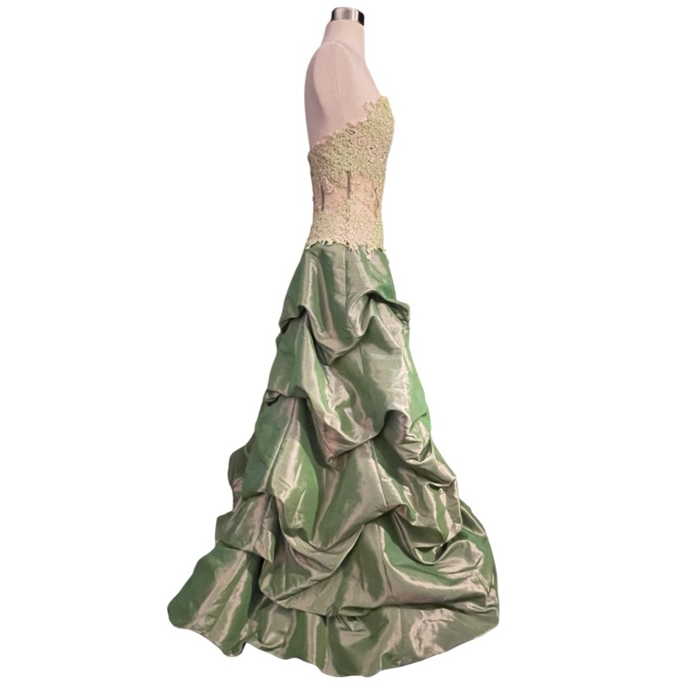 Jovani Green Iridescent‎ Strapless Ball Gown Corset Lace Pageant Dress Size 4 - Picture 13 of 16